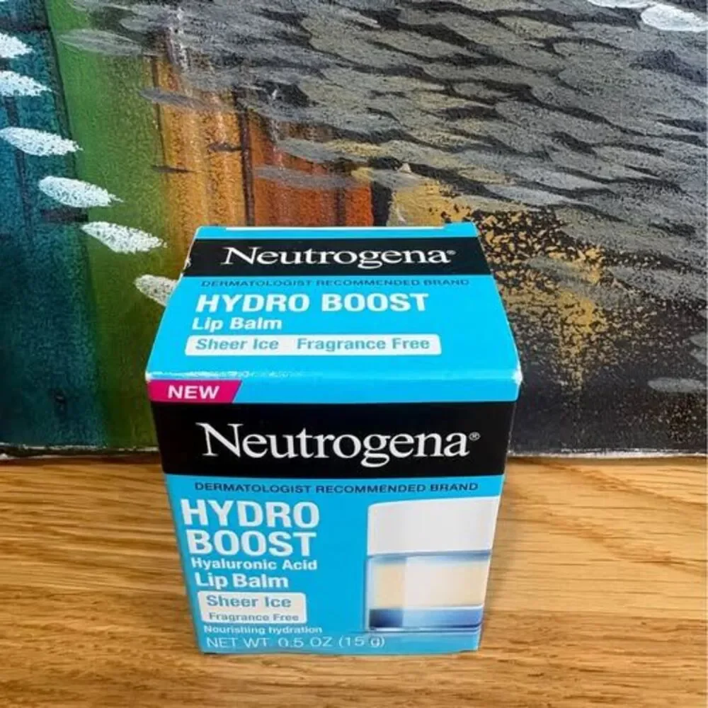 Neutrogena Hydro Boost Hyaluronic Acid Lip Balm Sheer Ice 0.5 oz New